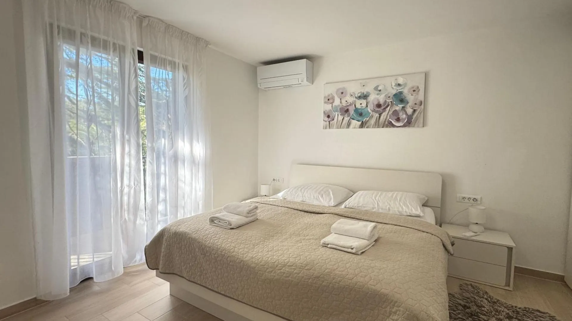 Flowers Apartments Medulin, Fucane 2 Croatia