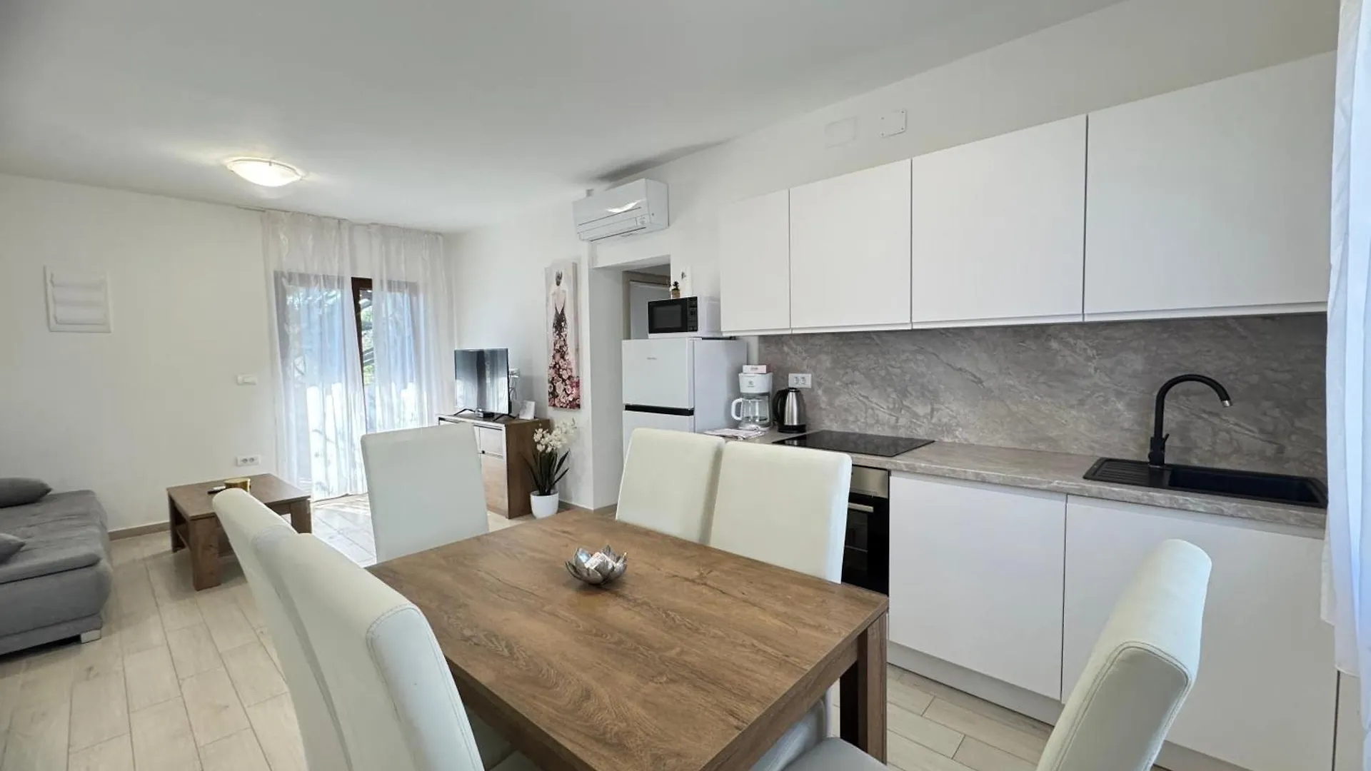 Flowers Apartments Medulin, Fucane 2 Croatia